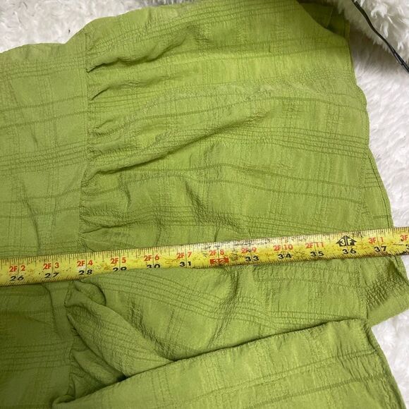 House of Tara green dress with elastic puff sleeves ruffle hem size 14 - Picture 8 of 10